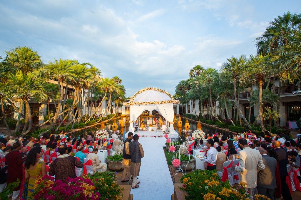 destination wedding in Thailand 9.jpg
