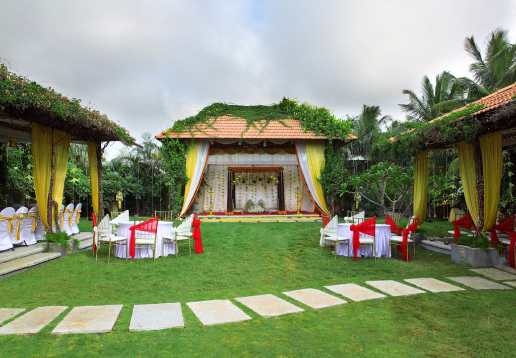 mandapam and lawn space